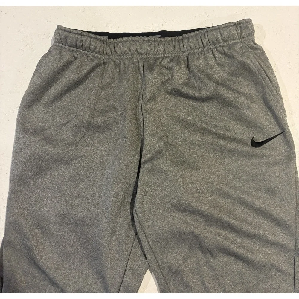 Nike Therma FIT Tapered Training Pants Mens XL Gray 800193-091‎ Sweatpants